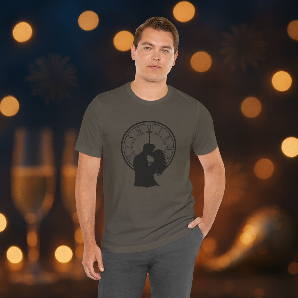 Midnight Kiss New Year’s Eve T-Shirt – Romantic Clock Silhouette Celebration Tee
